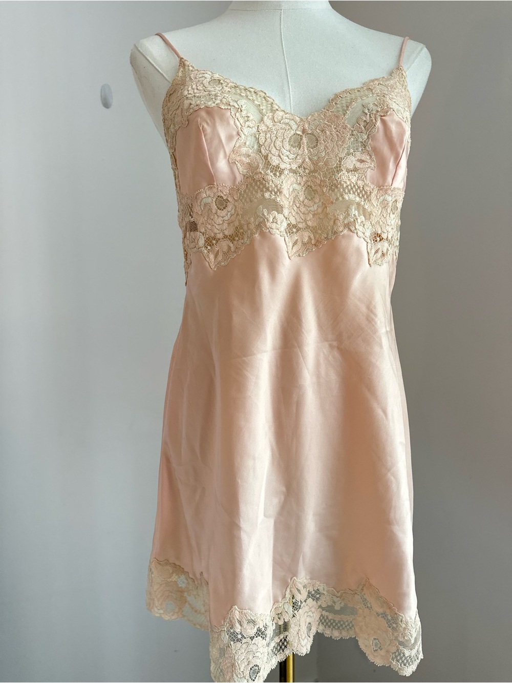 NWOT La Perla Vintage Satin Lace Trim Slip Dress - Blush Pink
